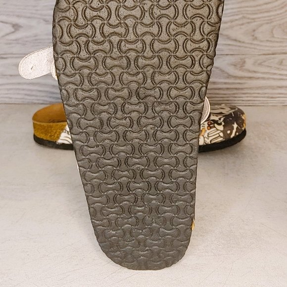 Mickey Mouse sandal - Picture 5 of 5